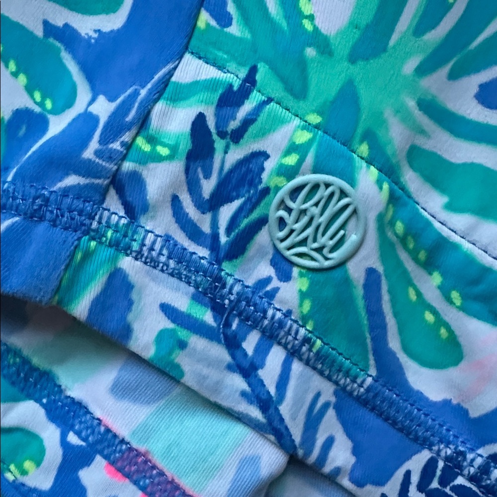 EUC Lilly Pulitzer Delaynee Meryl Luxletic Top Half Zip Jet Stream Size Medium - Picture 11 of 16